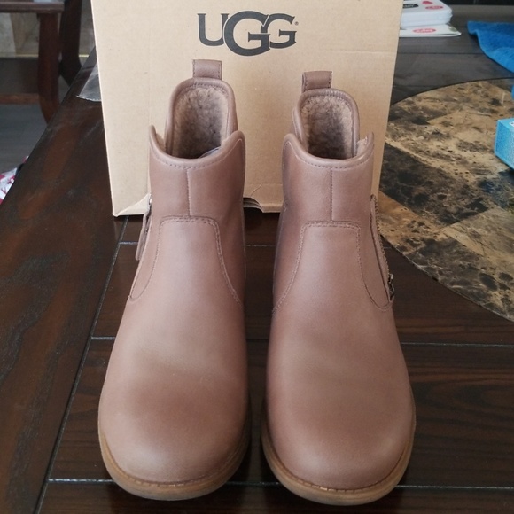 w lavelle ugg